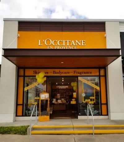 THE SHOPS AT STONEFIELD
