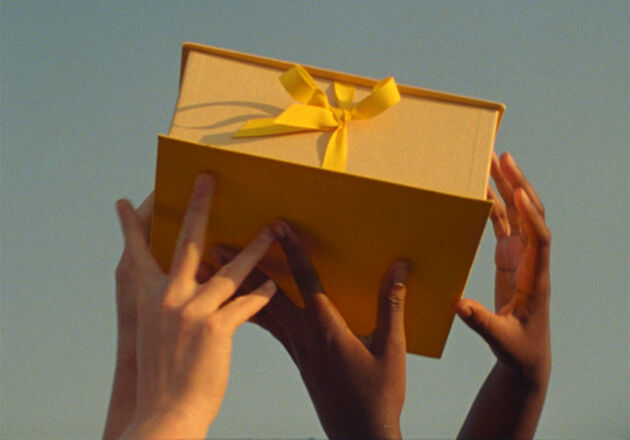 Beauty Gift Ideas For Women & the Best Gifts For Men | L'Occitane