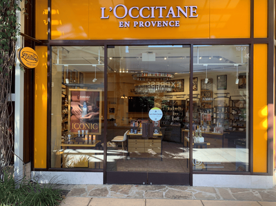 SHOPS AT LA CANTERA