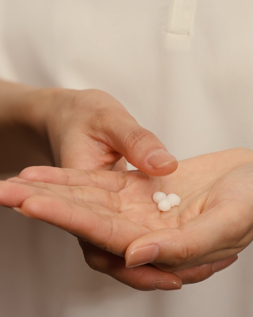 view 6/7 of Immortelle Divine Youth Care in Pearls, , USRECT